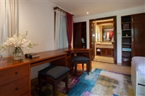 Infinity View - Study area at bedroom 4